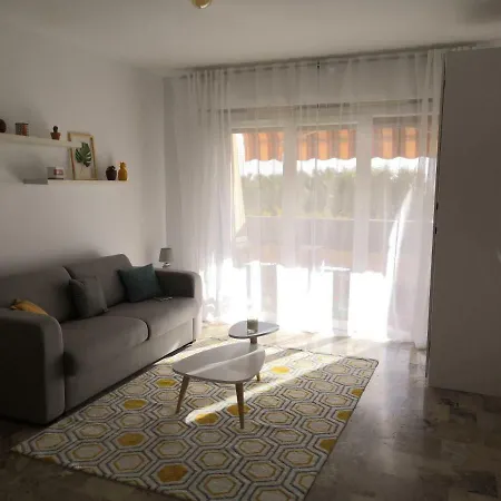 Studio U Mellie Lou Appartement *